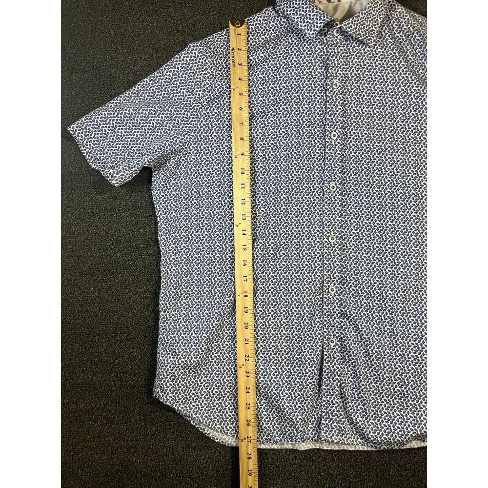 Robert Graham Mens XL Classic Fit Blue White Geometric Short Sleeve Button Shirt
